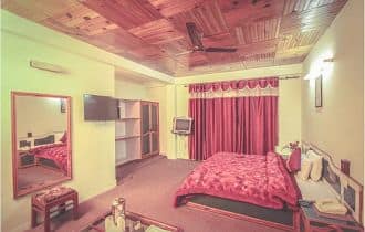 Gautam Hotel and Cottage